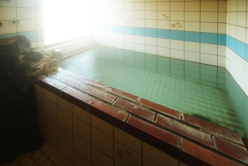 Spa Inn Shirahama Exteriör bild